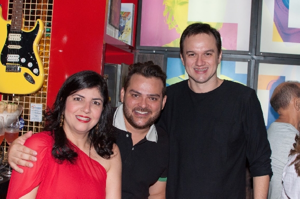 Vanessa Martins, José Jr, arquiteto do espaço Leal Moreira, e André Moreira, diretor de marketing da Leal Moreira