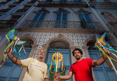 Músicos trazem sonoridade de devoção e louvação católica para CD